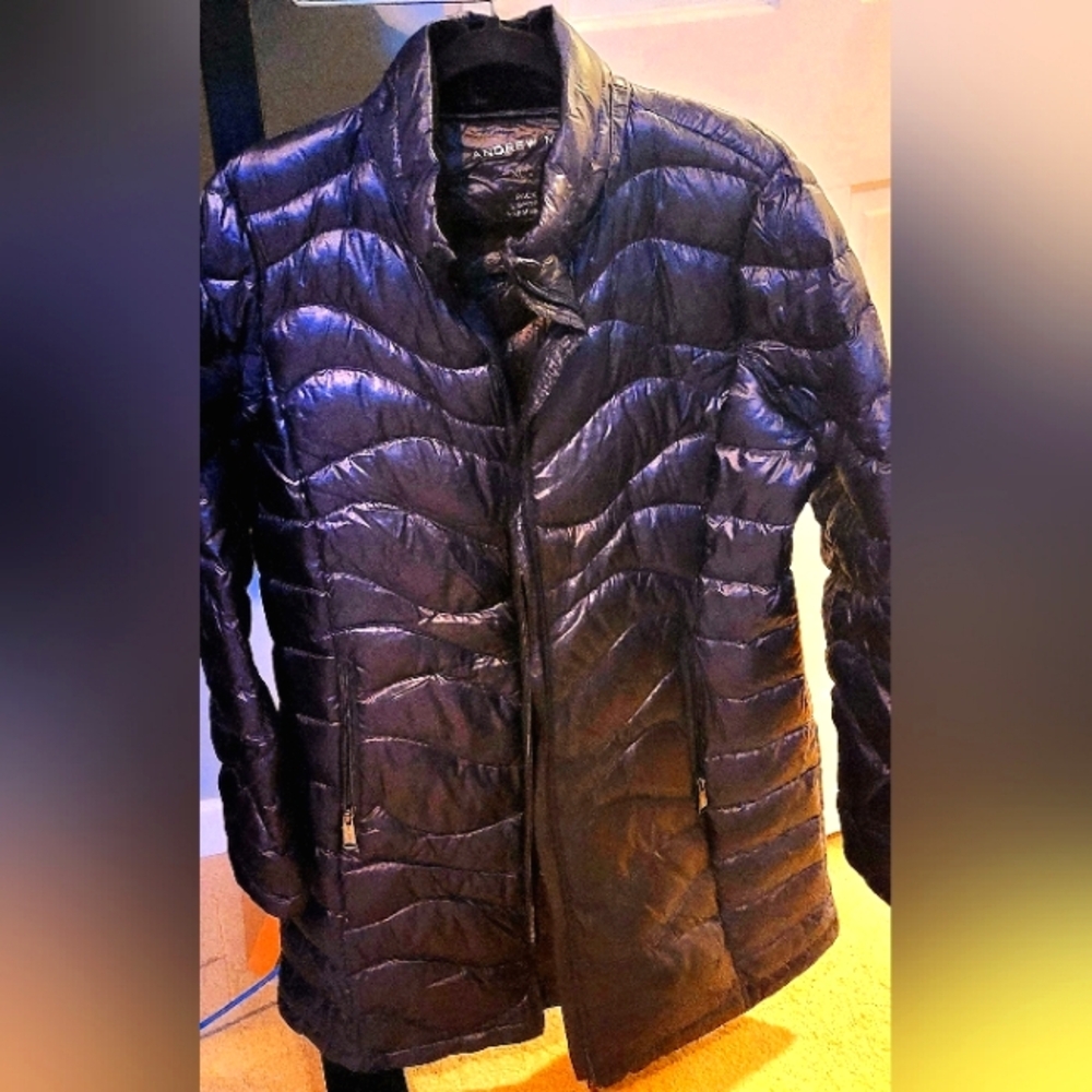Women's XL Jacket - Beautiful, Like New, Puffer Style, Andrew Marc, Navy Blue